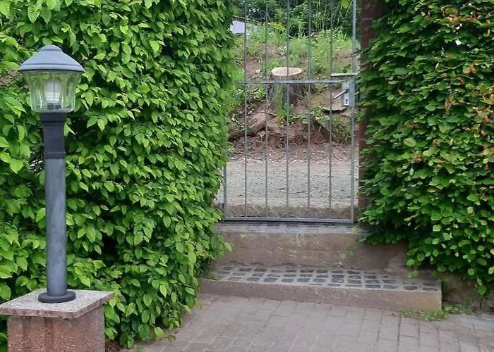 Im Gruenen-idyllischen Lage Vakantiehuis Suhl